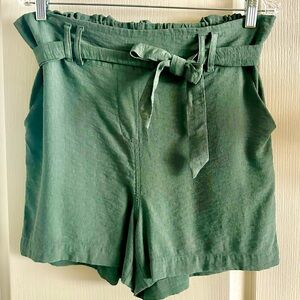 “Paper bag” shorts